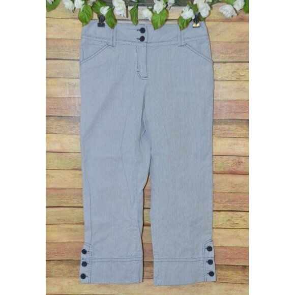Charter Club Pinstriped Navy Blue & White Capri Crop Pants Size 4 Nautical - Picture 1 of 10